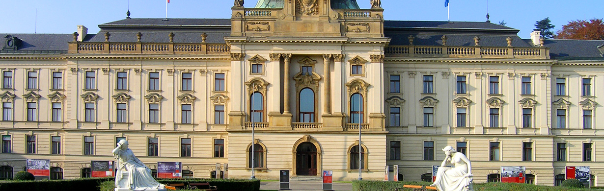 Osudy Strakovy akademie