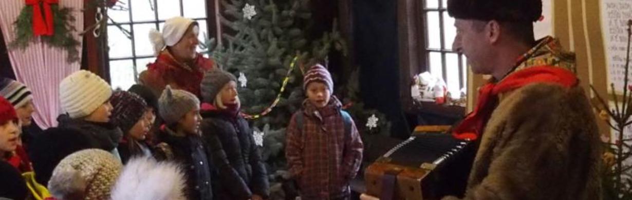 ADVENT V RATIBOŘICÍCH VE STAROČESKÉM HÁVU  v kuželníku u Panského hostince v Ratibořicích