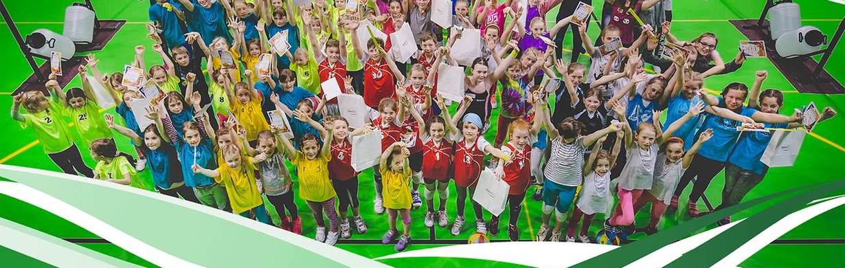Barevný minivolejbal v červenokostelecké hale