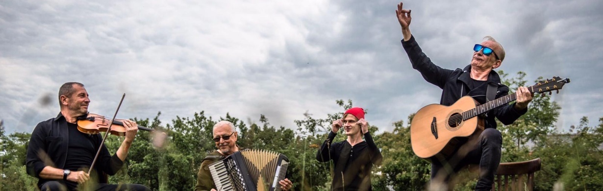 Čechomor Akusticky - Kooperativa Tour 2020