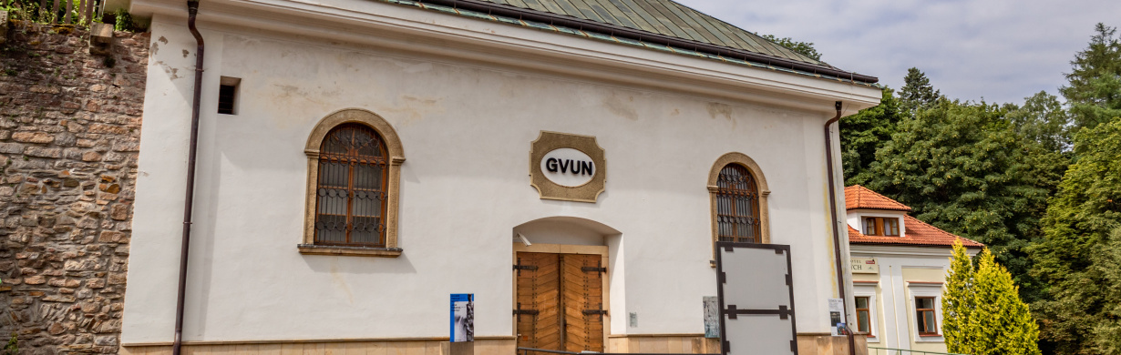 TĚKAVÝ NOVÝ SVĚT