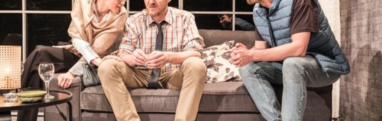 2:22 - duchařský příběh