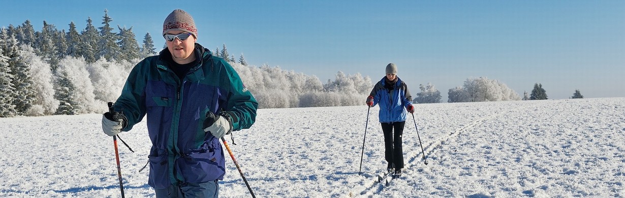 Vydejte se na běžky se skibusem Kladského pomezí