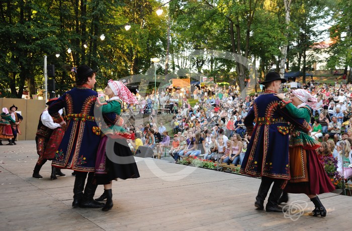 Mezinárodní folklorní festival Červený Kostelec