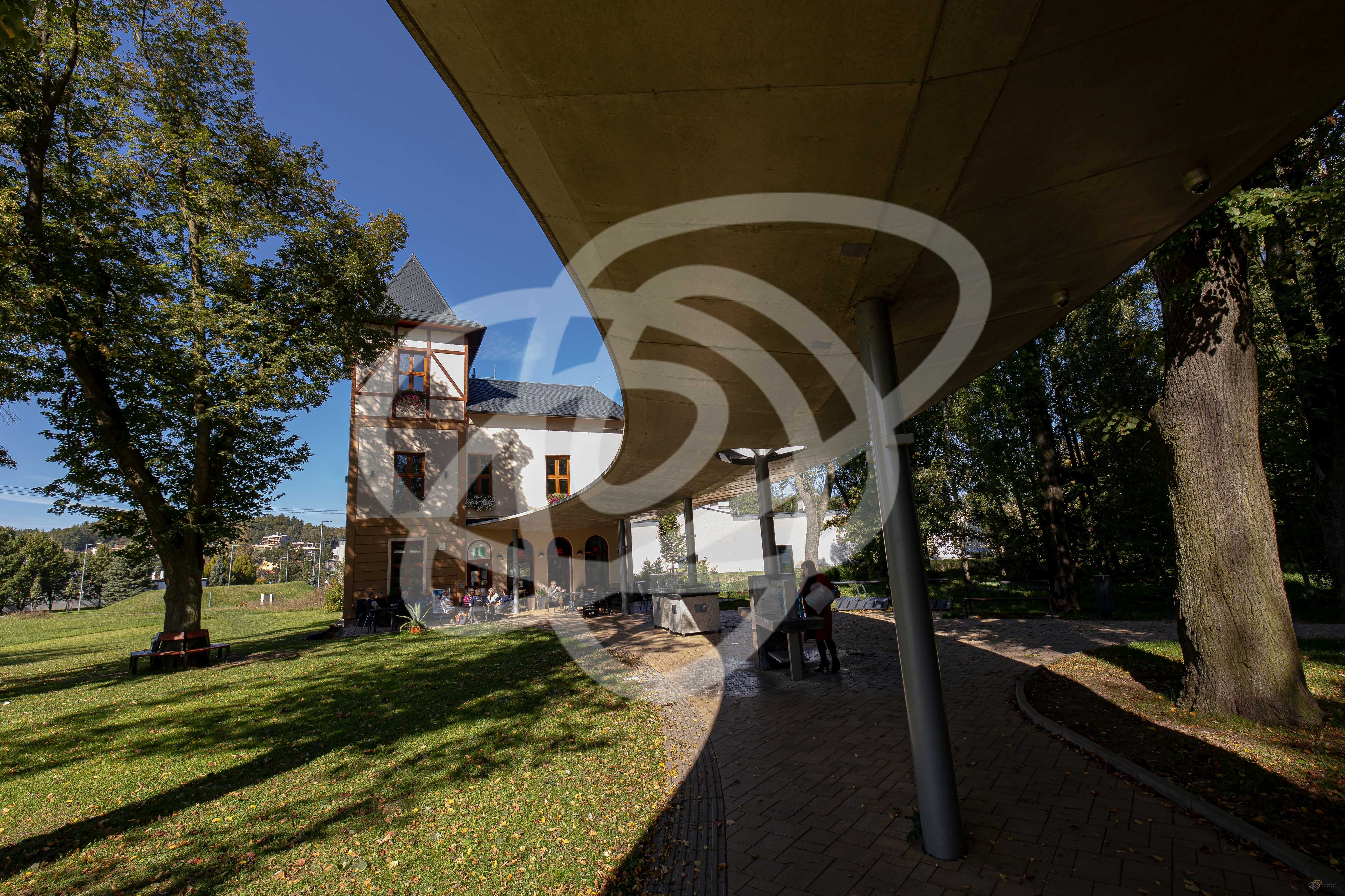 Malé lázně Běloves