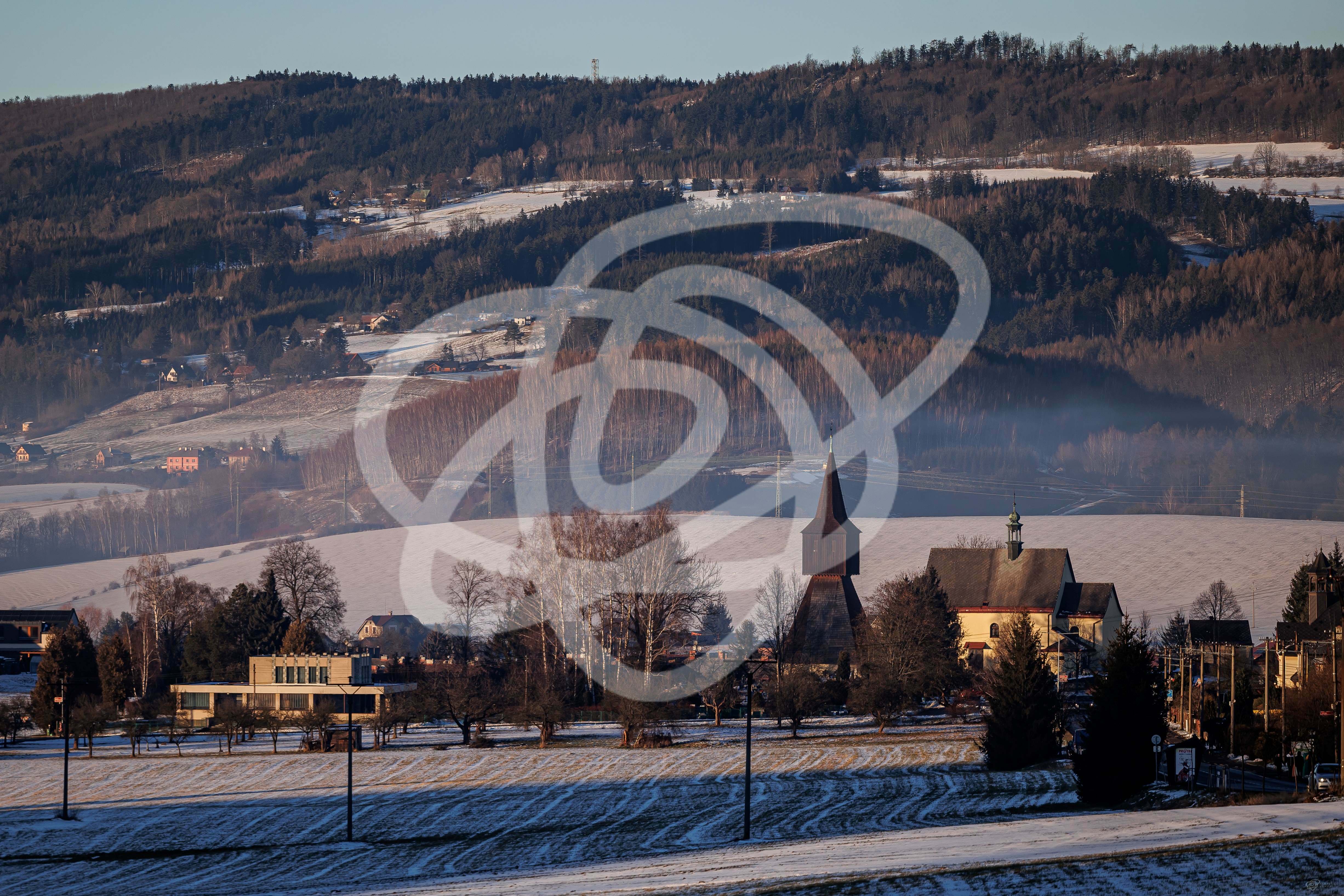 Výhled na Krkonoše ze Rtyně v Podkrkonoší