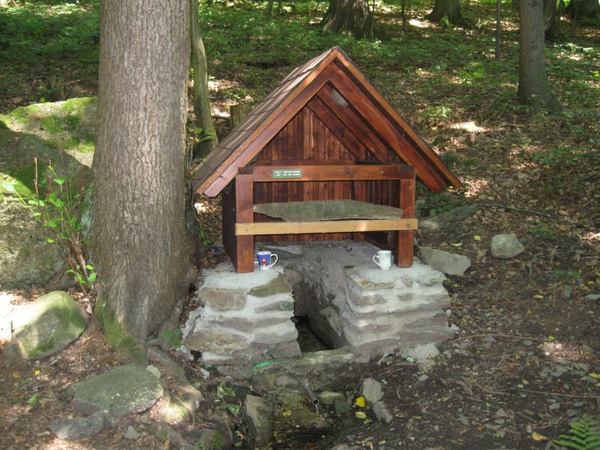 studánka ilustrační