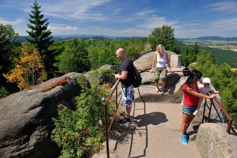 Der Bergkamm Broumovské stěny